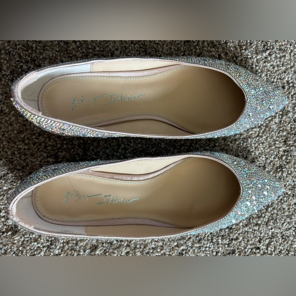 Betsey Johnson Jude Flats Nude Size 6-6.5 - Picture 3 of 5